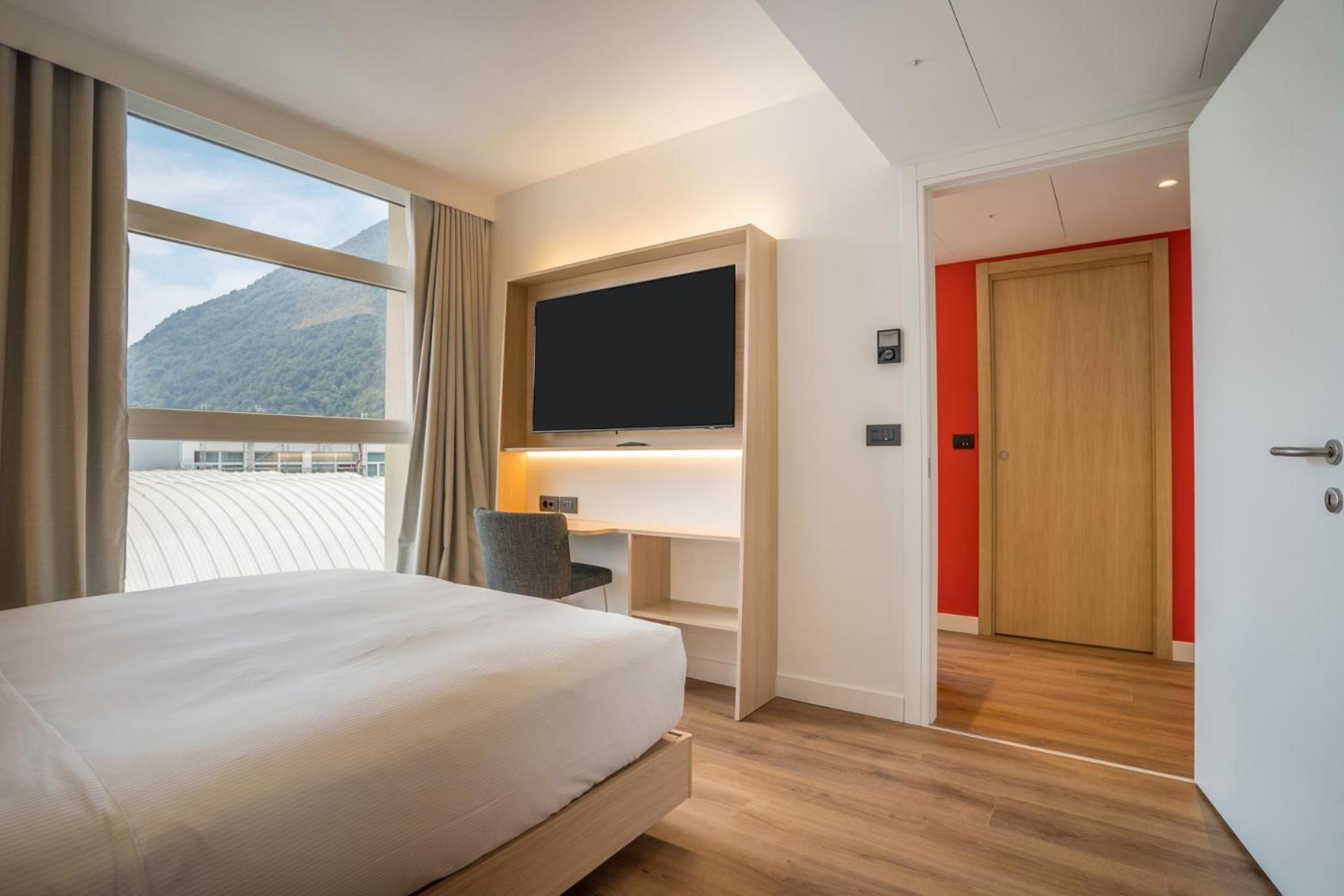 Hotel Hampton By Hilton Locarno Losone Exteriér fotografie