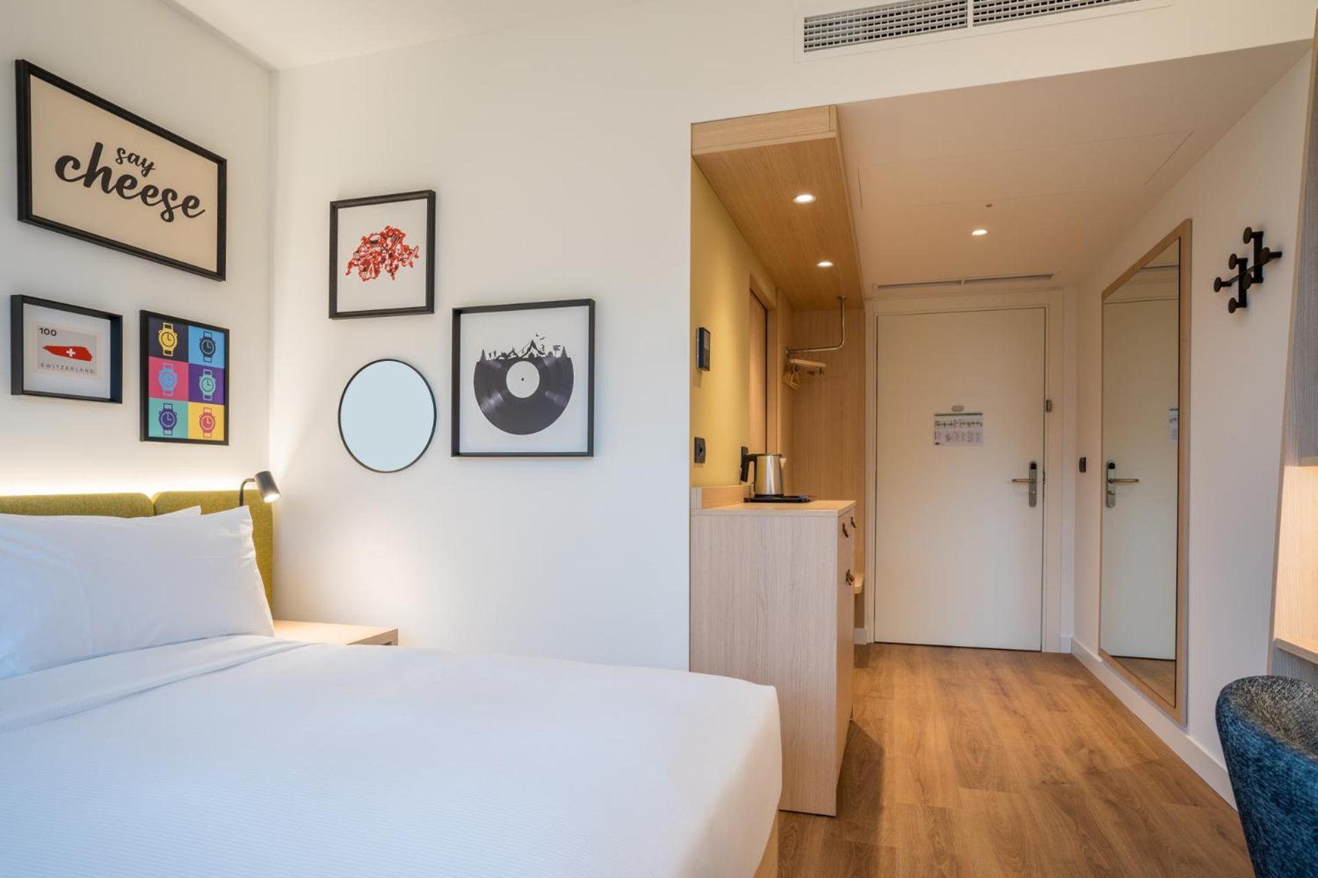 Hotel Hampton By Hilton Locarno Losone Exteriér fotografie