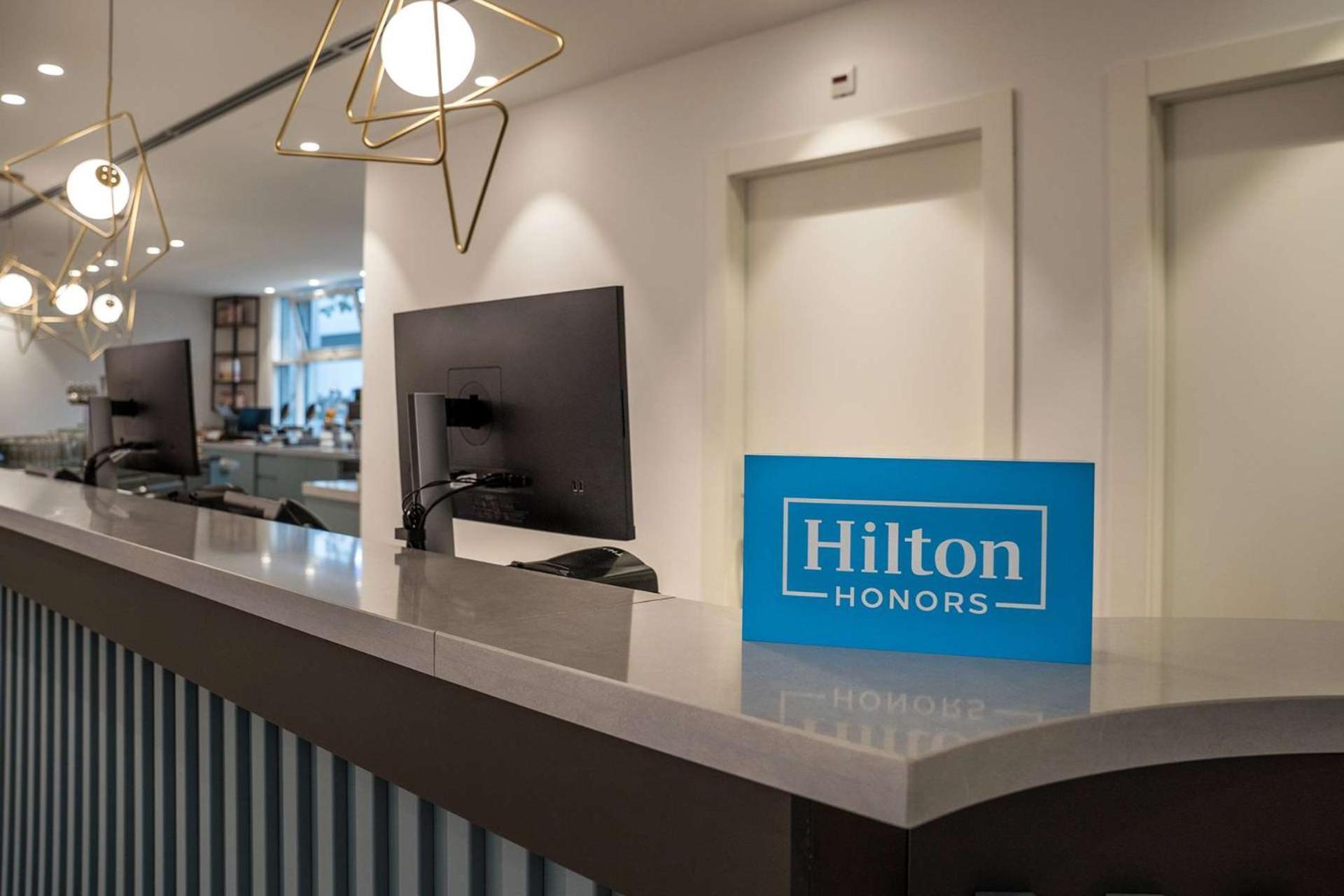 Hotel Hampton By Hilton Locarno Losone Exteriér fotografie